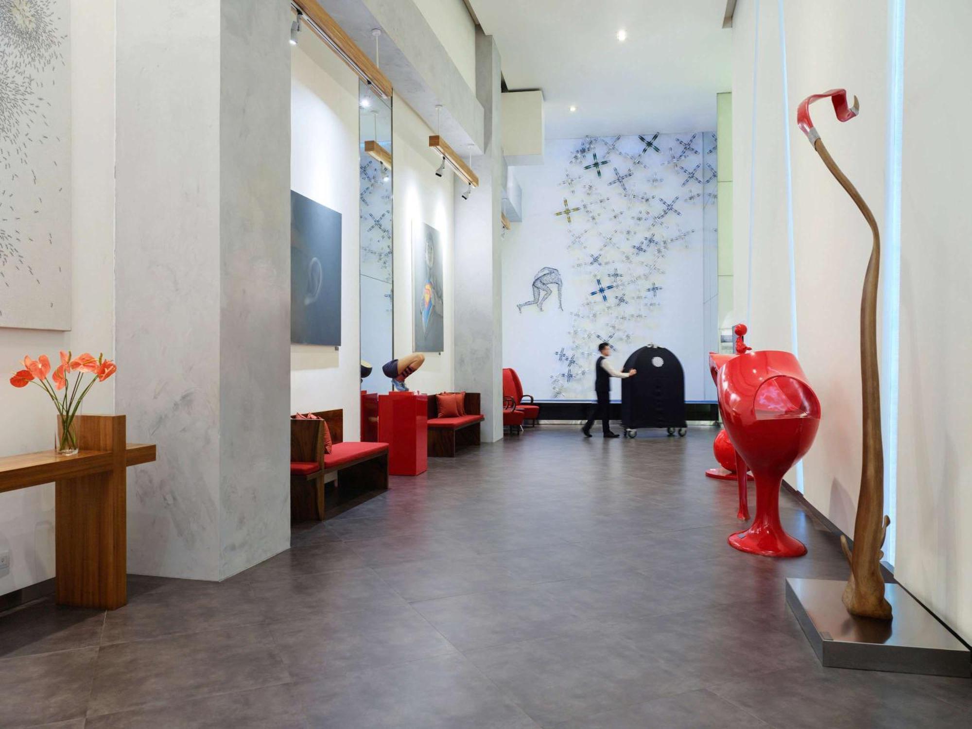 Pullman Jakarta Central Park מראה חיצוני תמונה The lobby of the hotel