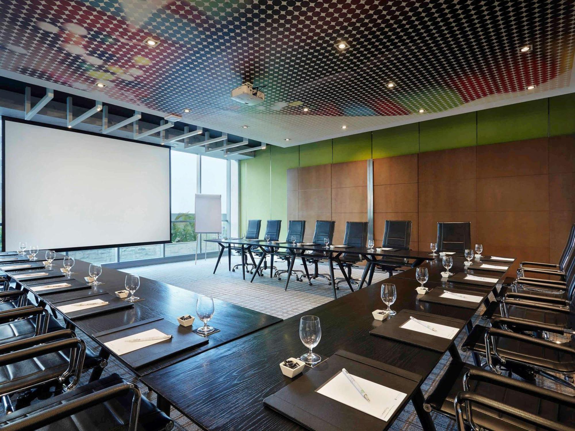 Pullman Jakarta Central Park מראה חיצוני תמונה Meeting room