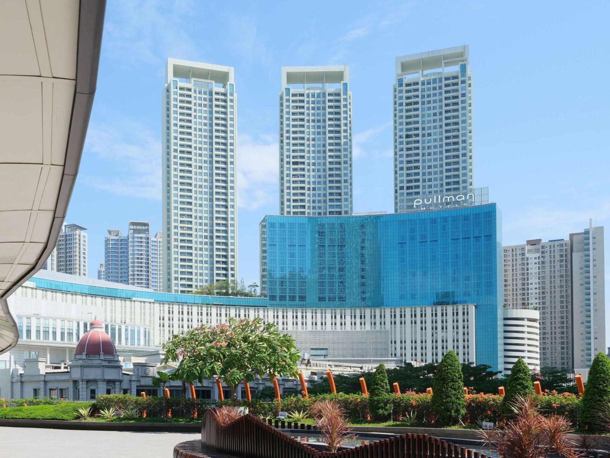 Pullman Jakarta Central Park מראה חיצוני תמונה The complex in 2016